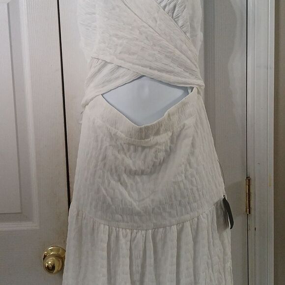 Lulus white crossover tie back sleeveless dress Sz XL NWT - Picture 3 of 11